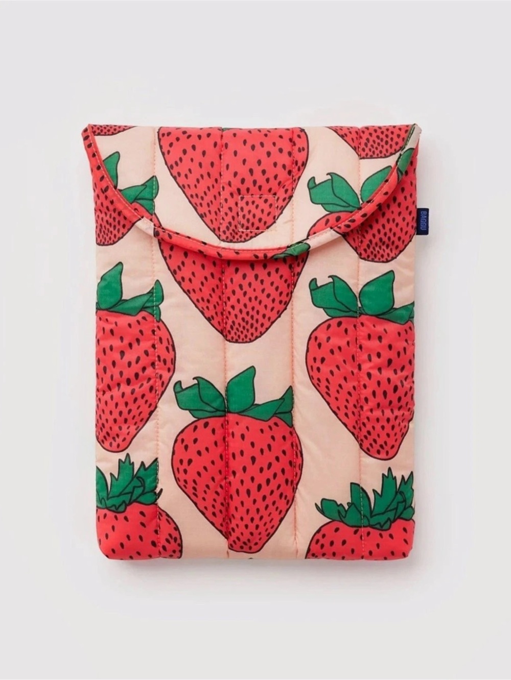 NWOT Baggu Puffy Table 8” Sleeve Strawberry